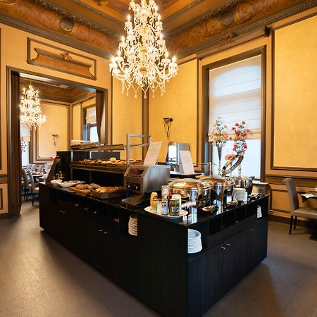 Golden Tree Hotel Brugge Ngoại thất bức ảnh